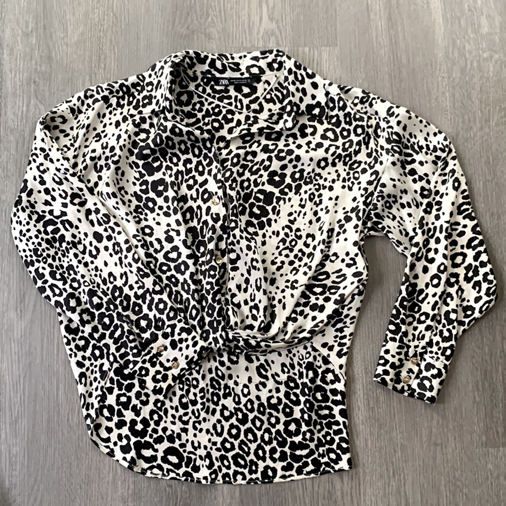 ZARA satin leopard prints button up - xs